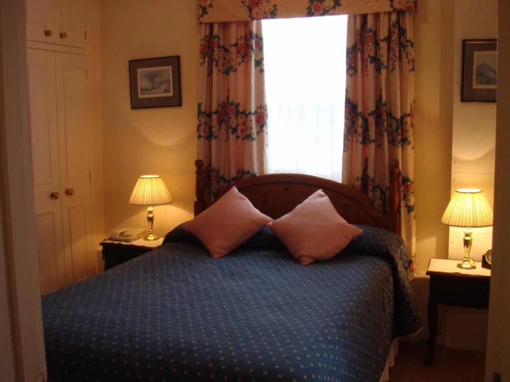 Gibtel Lodge&Cafe Slough Zimmer foto