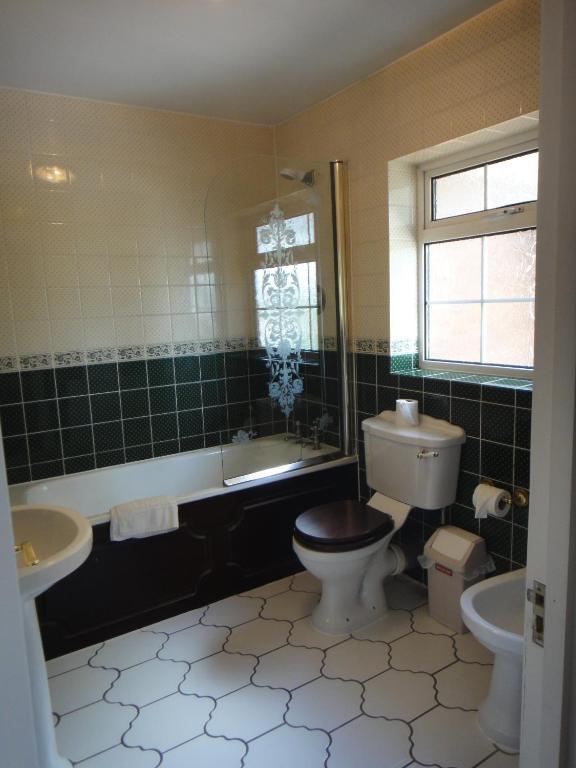 Gibtel Lodge&Cafe Slough Zimmer foto
